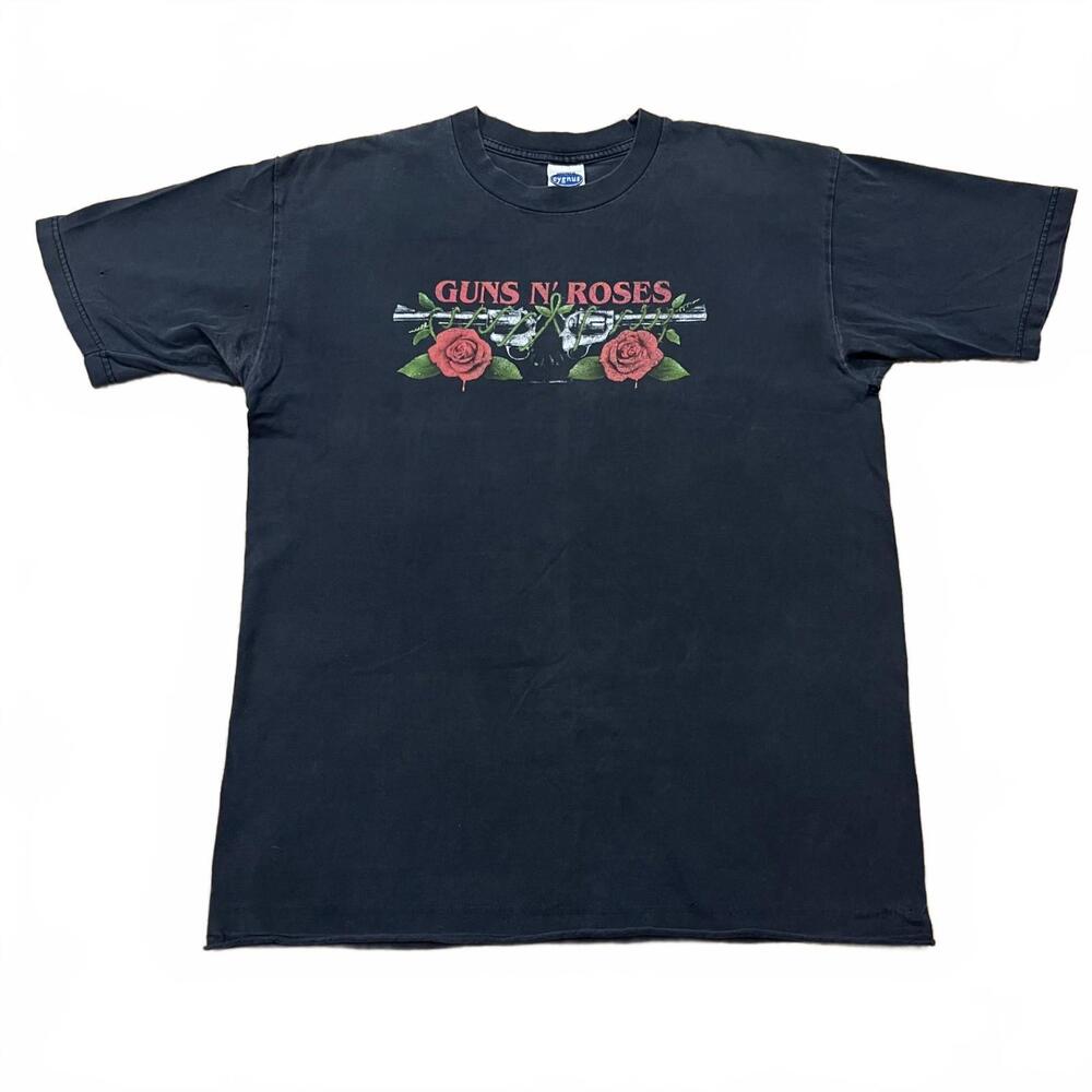 Vintage Y2K Guns N Roses Black Graphic T Shirt Cygnus Size Large